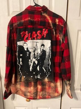 The Clash Upcycled Back Graphic T-Shirt & Bleached Distressed Flannel - Size  L